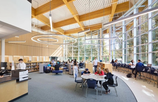 NORTH VANCOUVER SCHOOL DISTRICT - BRITISH COLUMBIA - NORTH VANCOUVER
